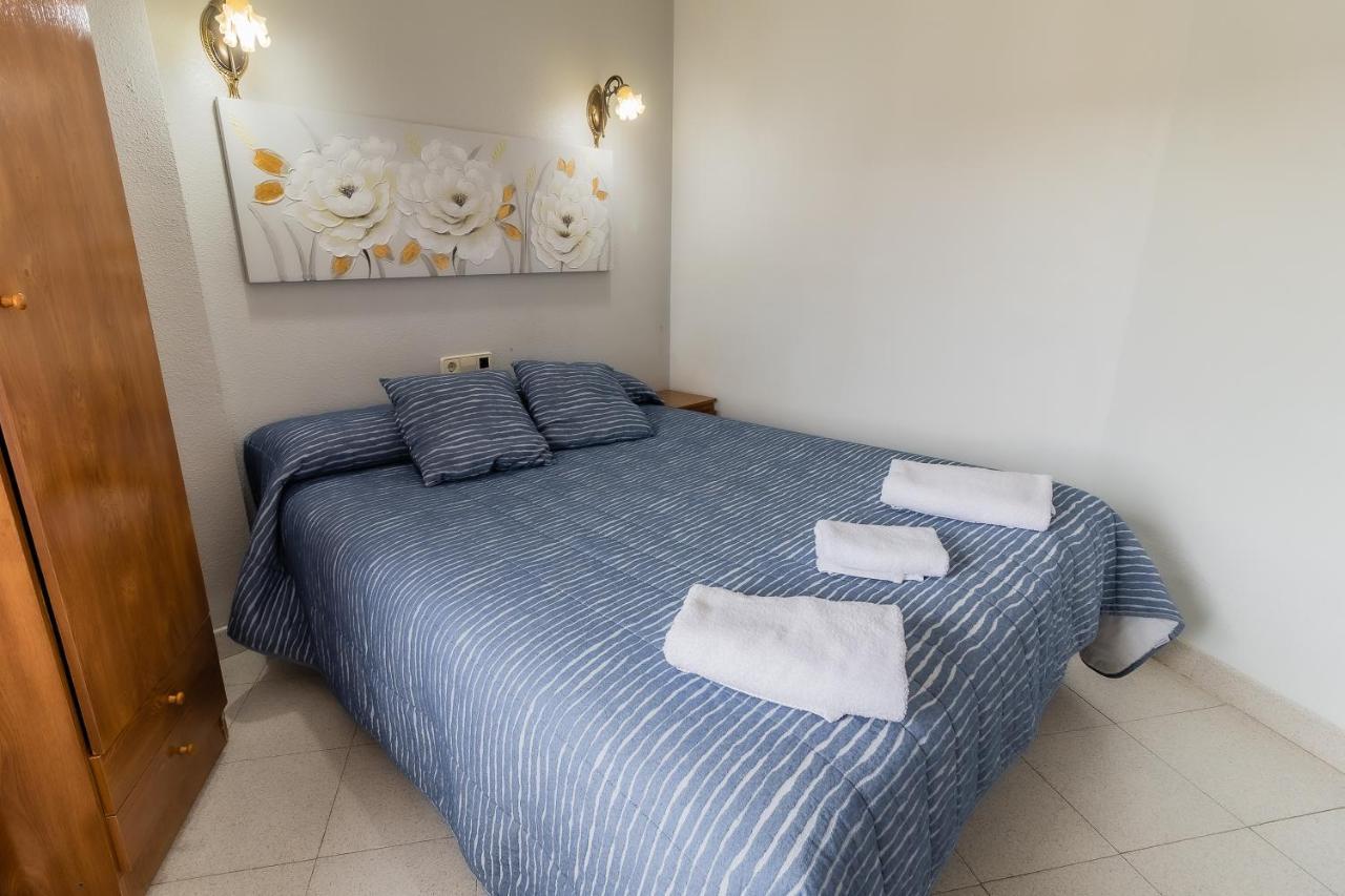 Hostal - Restaurante La Buena Villa By Vivere Stays Villalonquejar Exterior photo